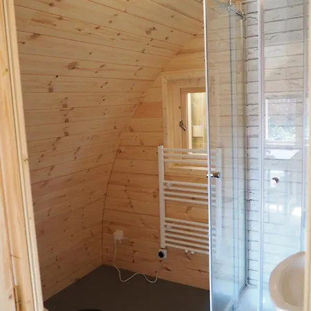 Polderlodge Panzió Hillegom